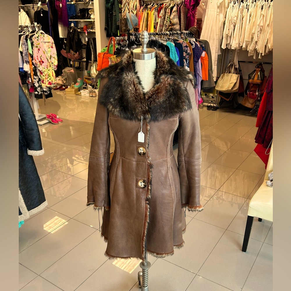 Brown Shearling Lamb Skin Coat With Fur Collar xs